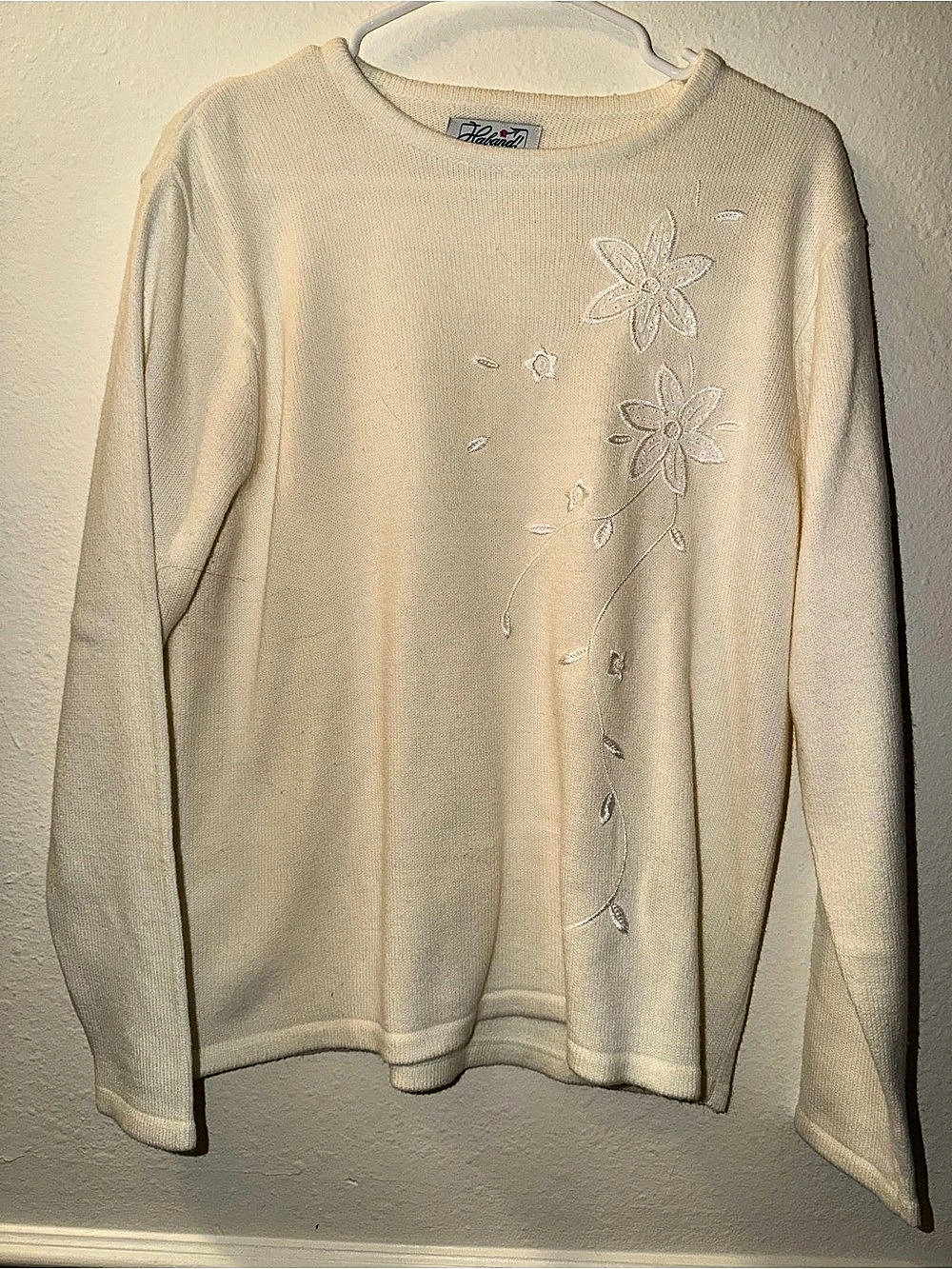 Women's Haband L White Long Sleeve Knit Sweater Top with Embroidered Flower